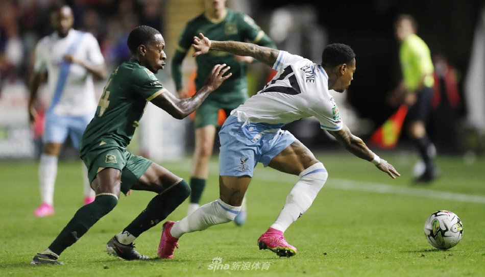 2亿英镑 2亿英镑