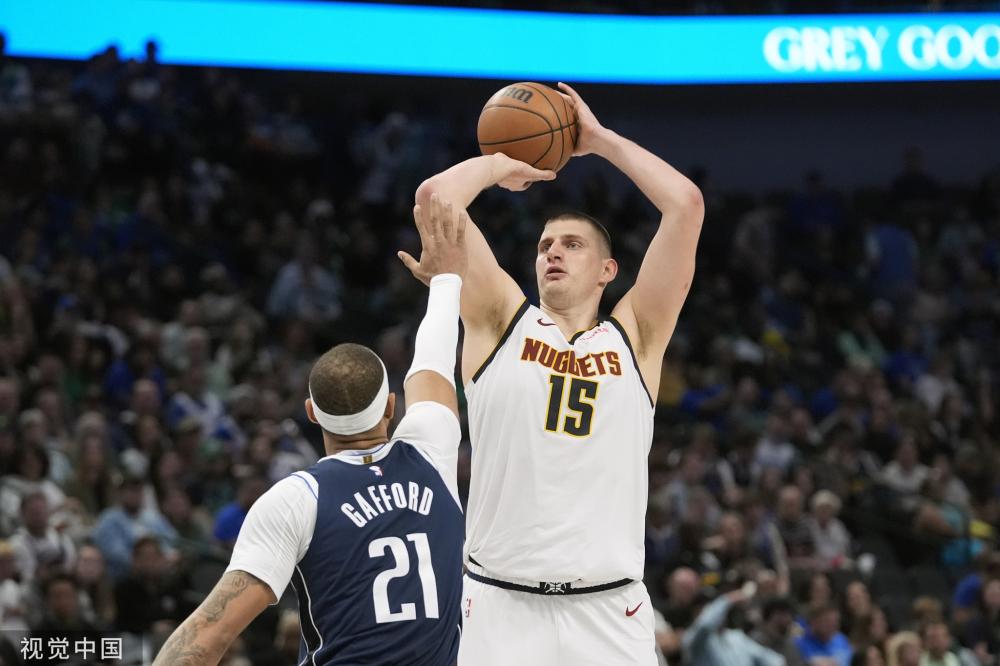 她在本届大 她在本届大