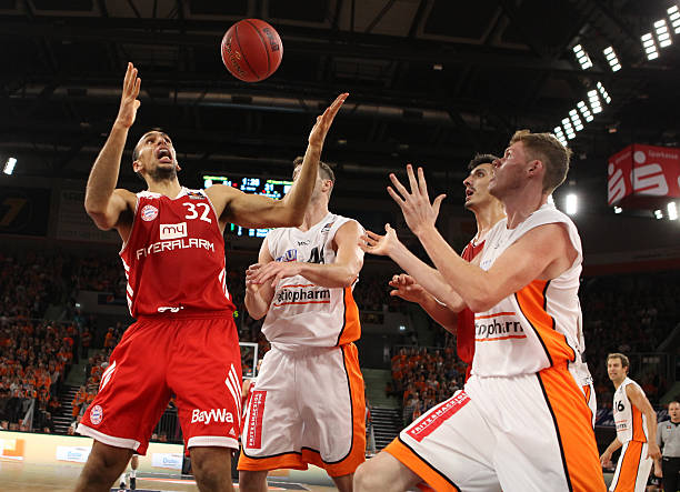 04年的杨 04年的杨