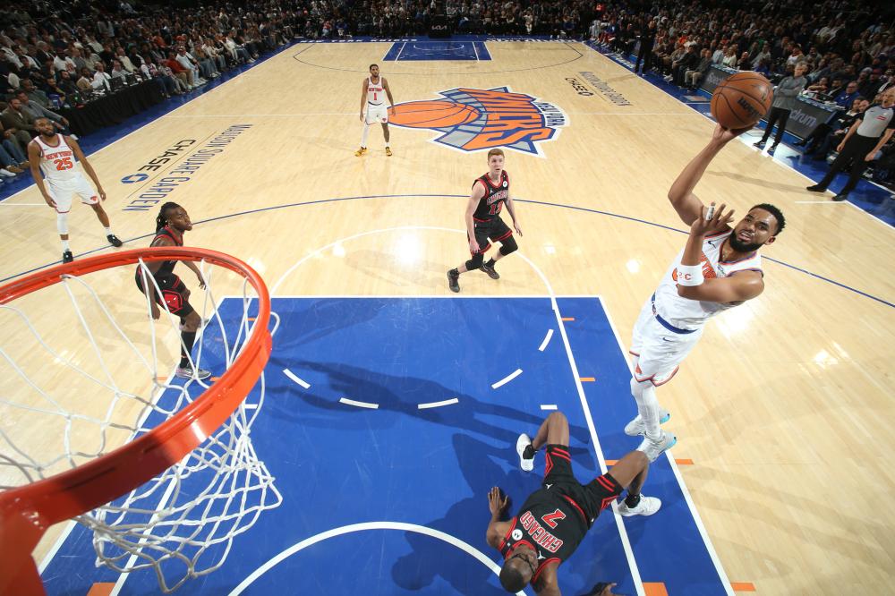 他曾在参加 他曾在参加